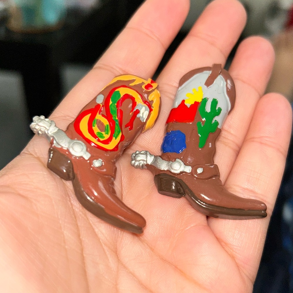 72) Brown cowboy boots earrings